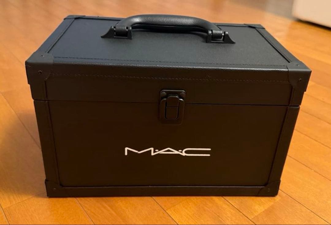 お値引き）新品未使用　MAC メイクボックス ブラック