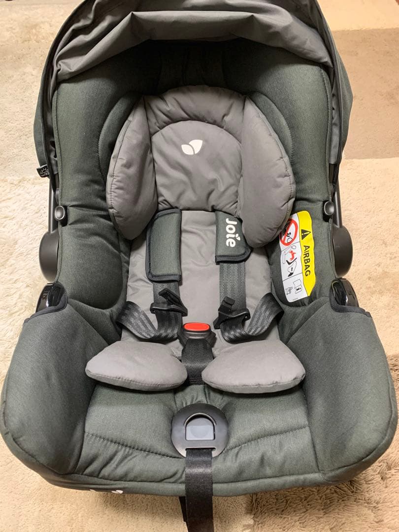 Joie チャイルドシート グレー　ほぼ新品