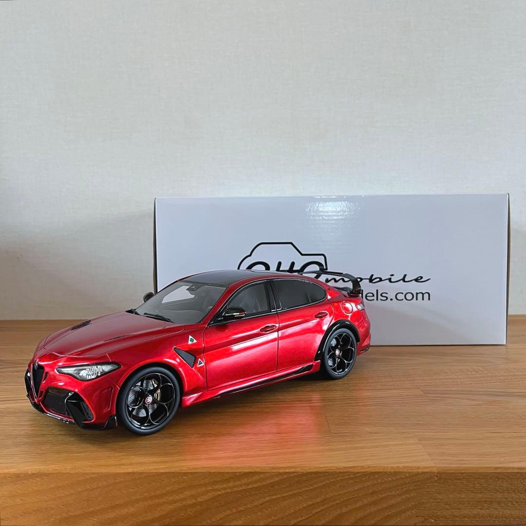 【ミニカー 美品】1/18 OttO mobile アルファロメオ ジュリア