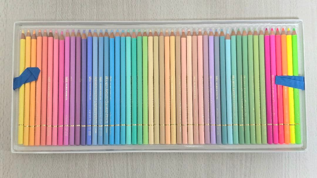 ホルベイン 色鉛筆 150色