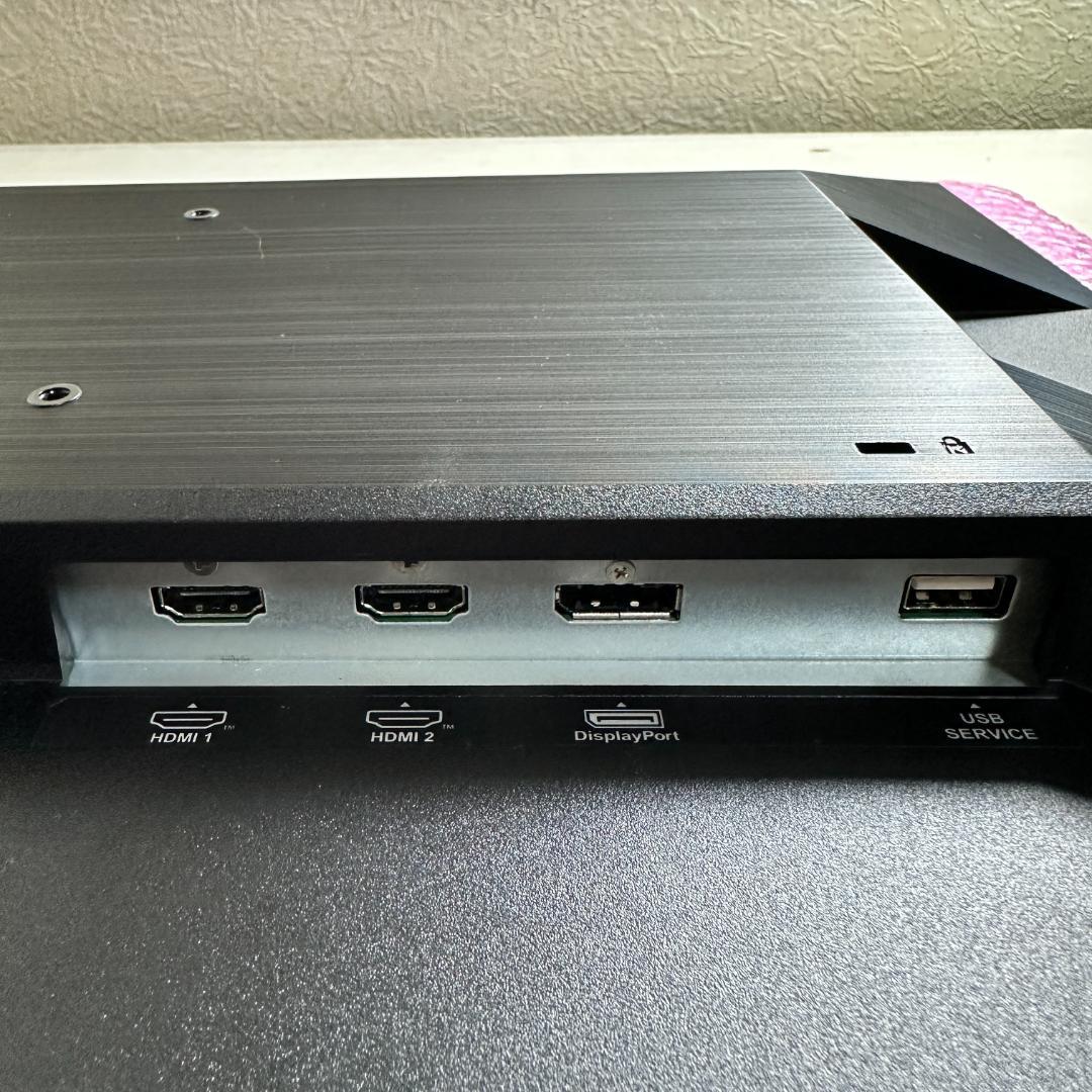 GigaCrysta 240Hz ゲーミングモニター