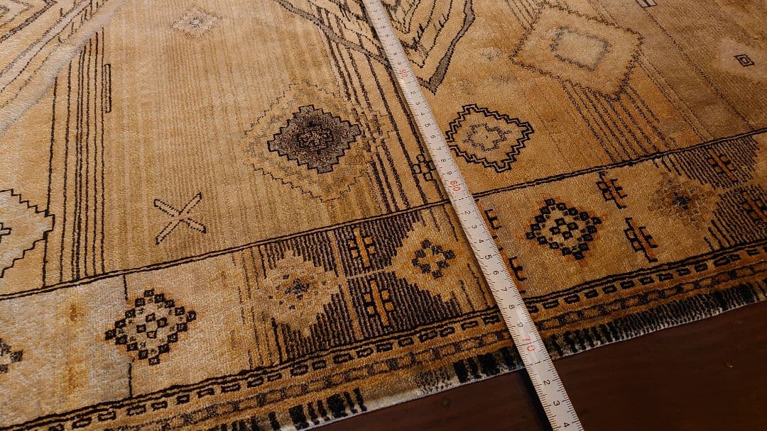 ペルシャ絨毯　緞通　ラグ　敷物　旧家　蔵出し　1枚