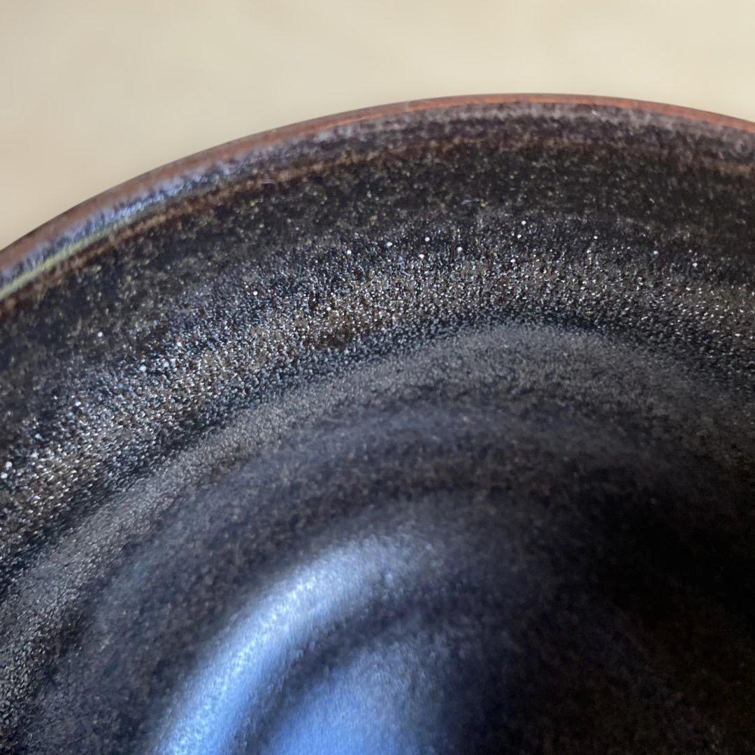 老梅　古木　紅梅　笹　抹茶碗 こげ茶　白　吉祥柄　九谷焼　新田邦彦　九谷彦 正月