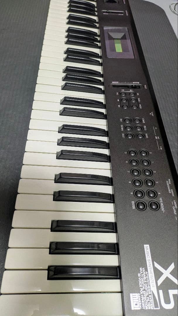 りん KORG X5 MIDIキーボード シンセサイザー