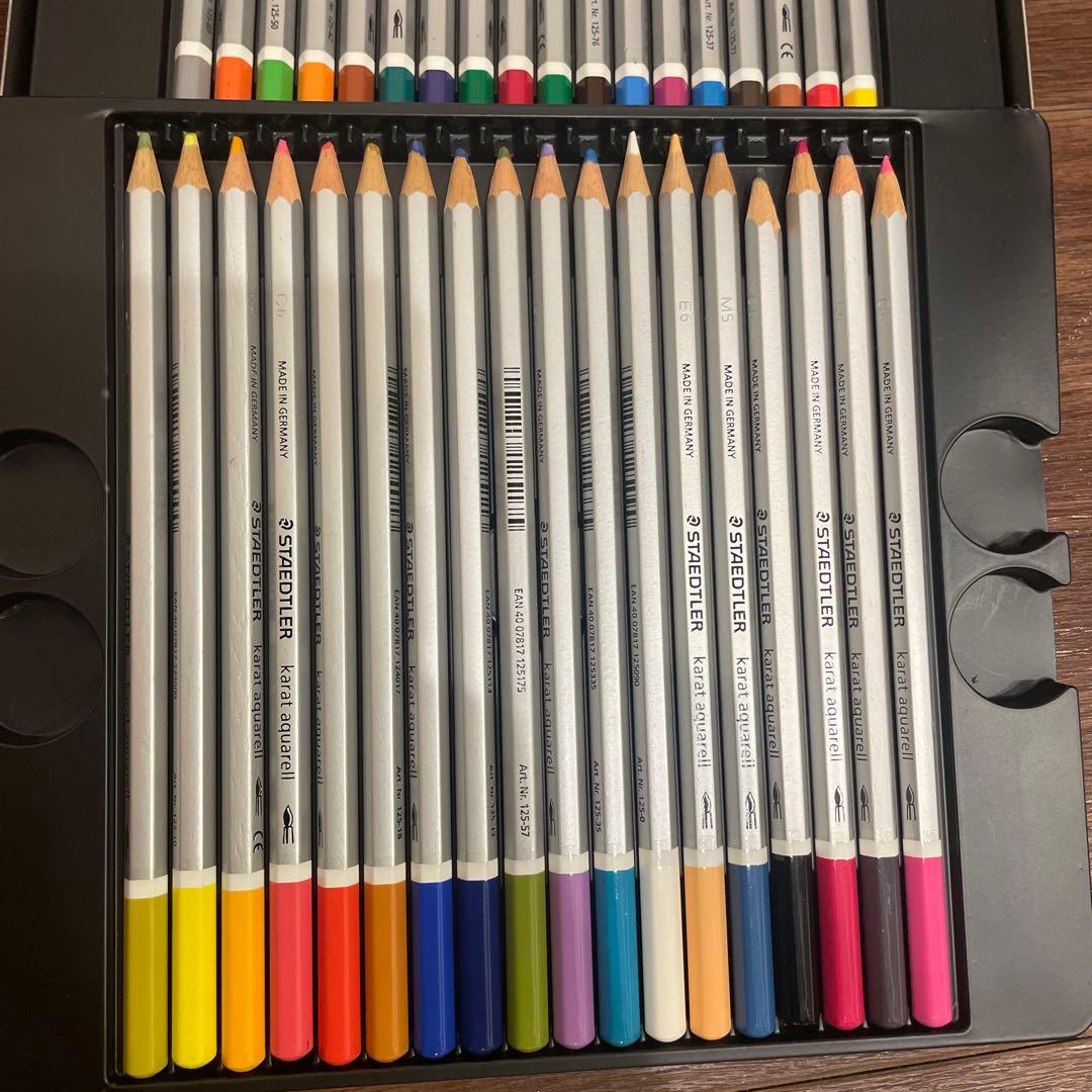 美品！カランダッシュ水溶性鉛筆120+36色セット色鉛筆漫画家画家プロ絵描き画材
