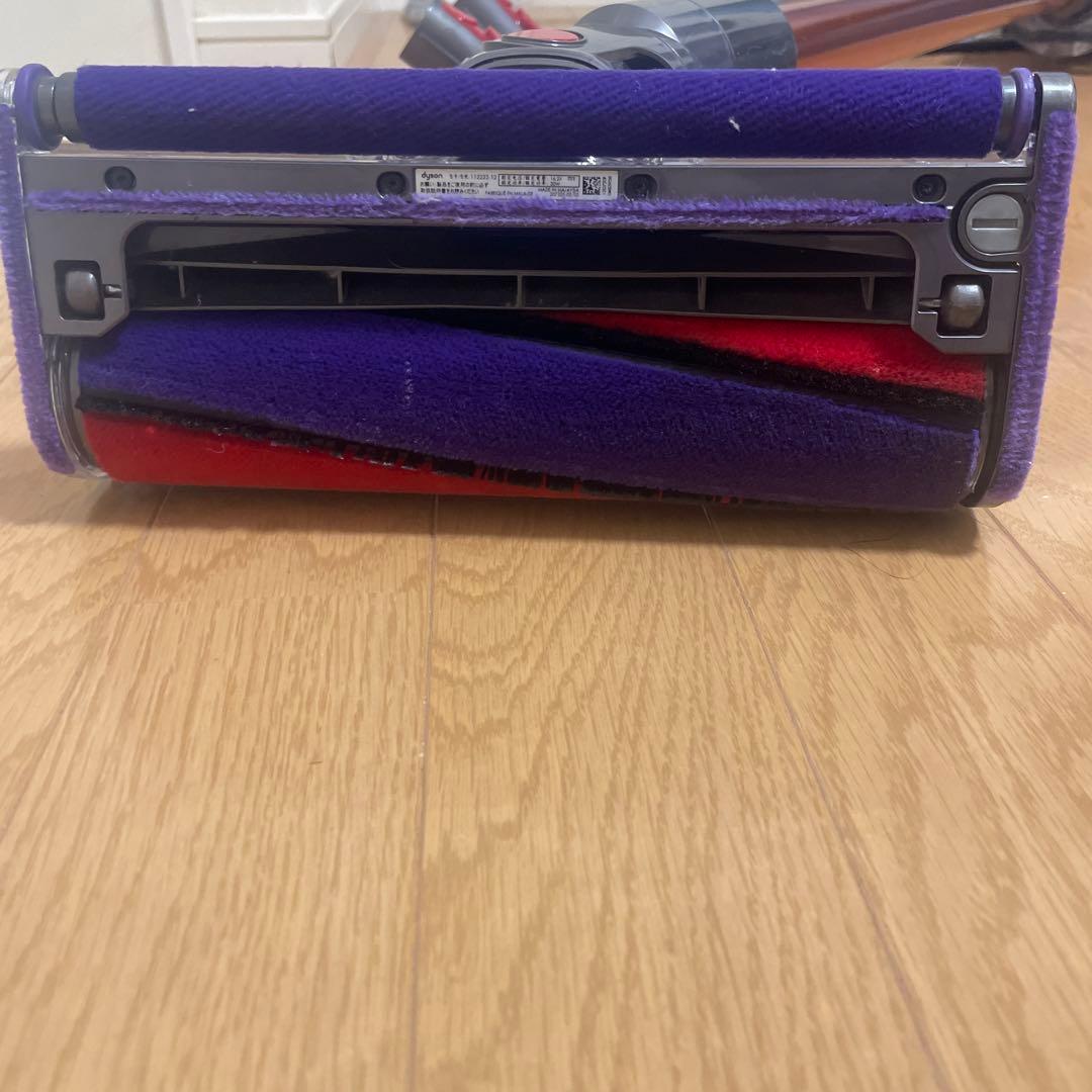 Dyson V10 スティッククリーナー 本体　付属品