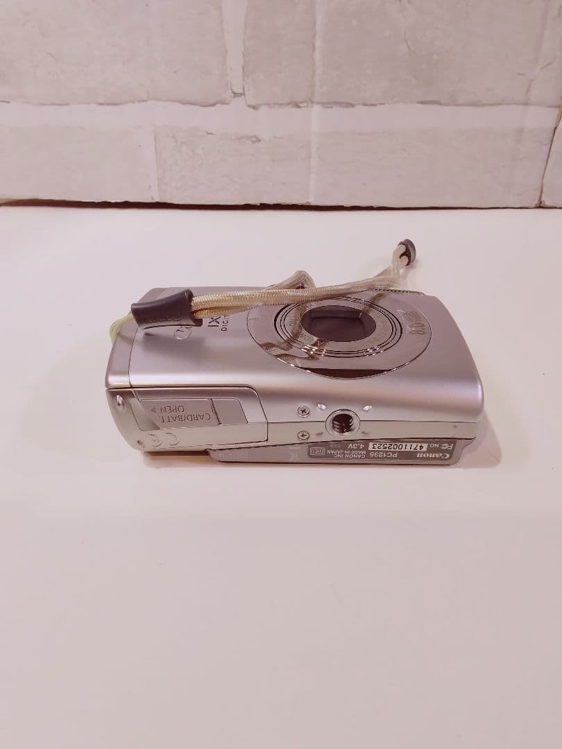 Canon IXY 810 IS コンパクトデジタルカメラ