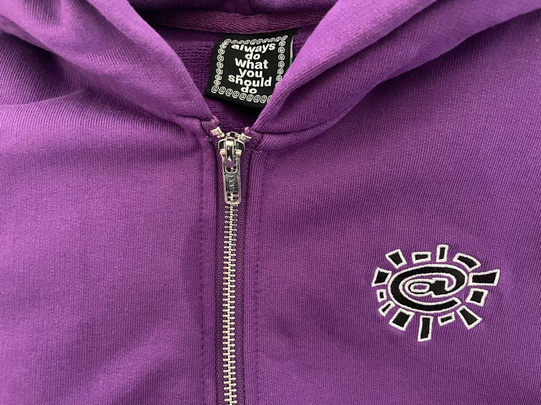 スケートボード always what you should do zip up foodie