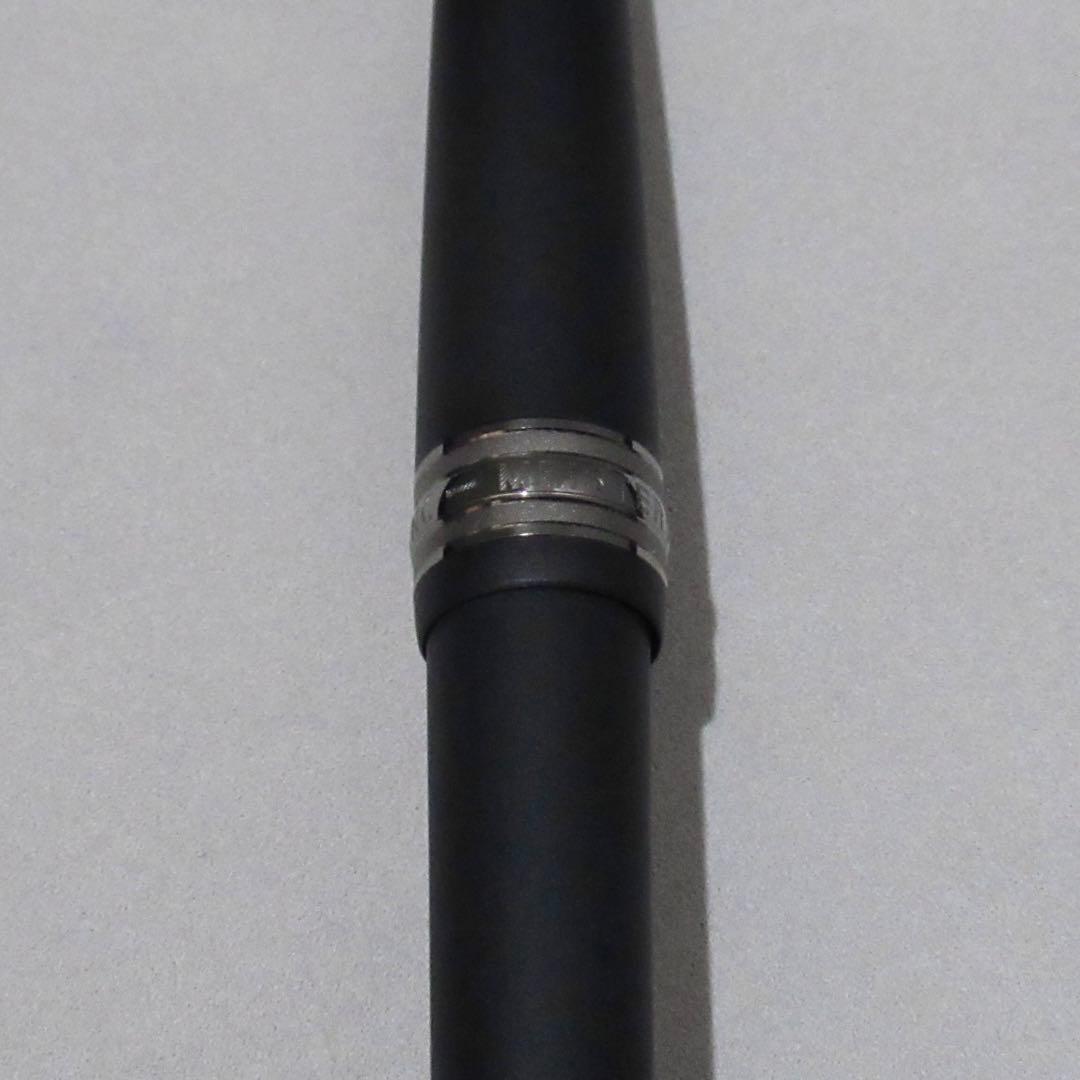 モンブラン ボールペン ウルトラブラック ミッドサイズ 114825