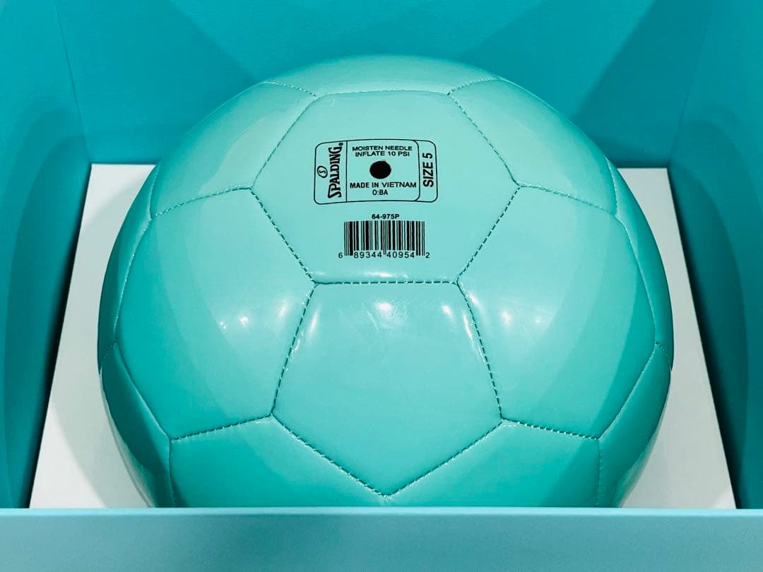 c728 ティファニー　スポルディング　SPALDING サッカーボール　5号