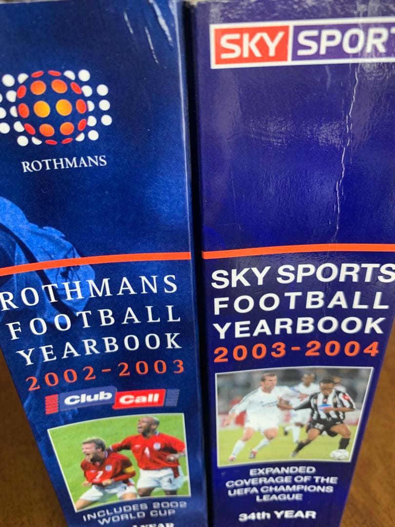 入手不可能！Football Yearbook '02-'03と03-'04二冊