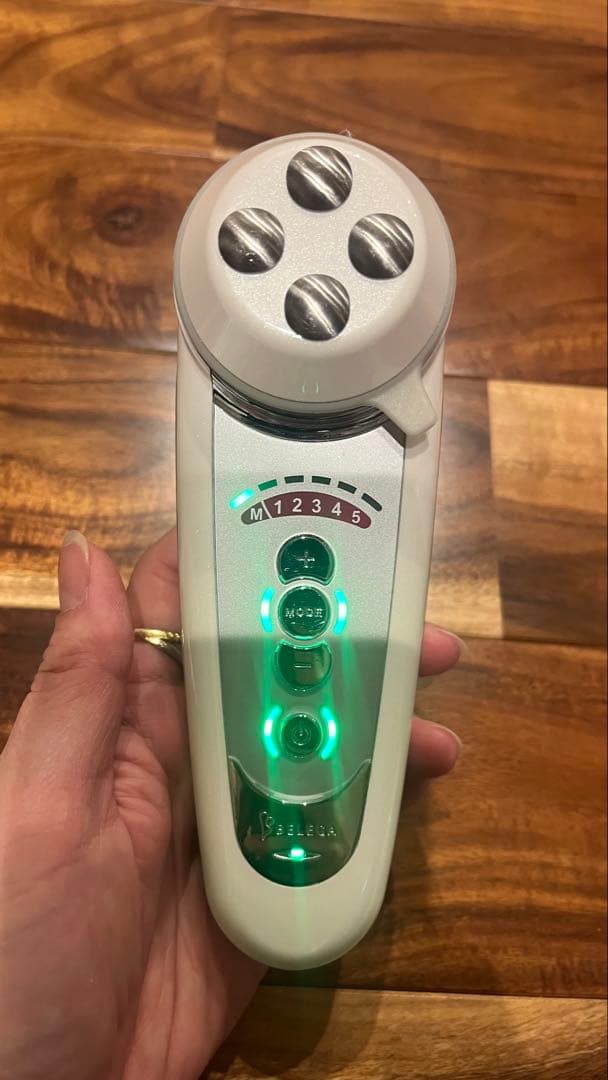 セルキュア　4TPLUS 付属品あり　値下げ