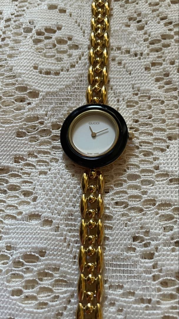 GUCCI ゴールドチェーン時計 交換ベゼル付き