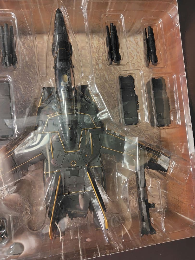 YAMATO 1/48 VF-1S 25周年記念版　マクロス