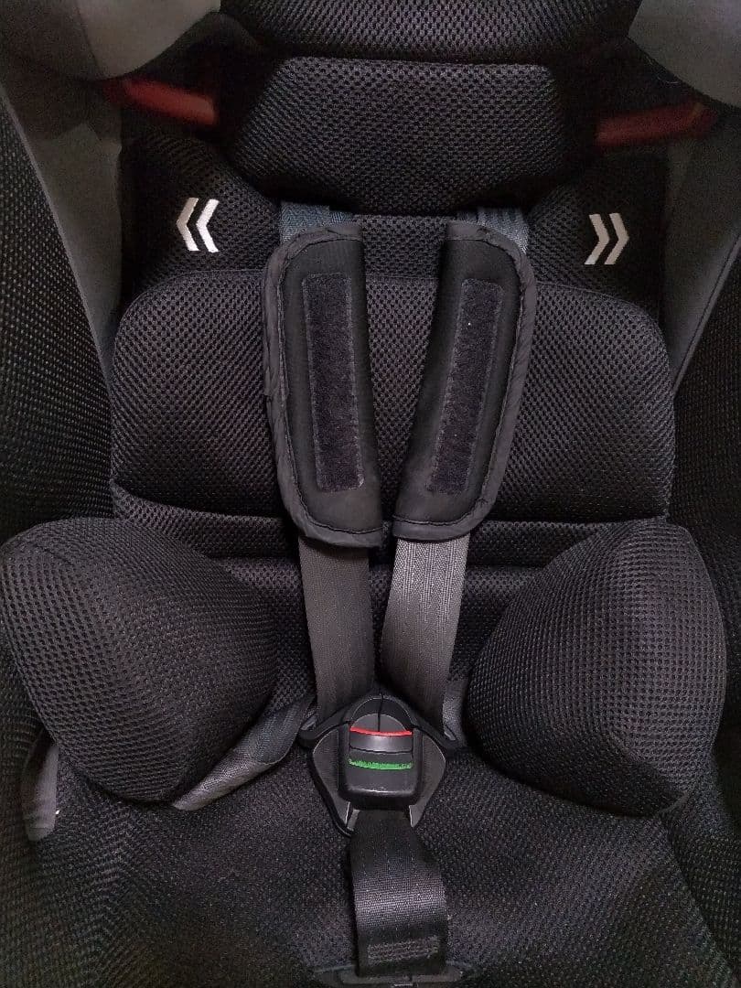 Aprica ジュニアシート ブラック　チャイルドシート　写真のものが全てです