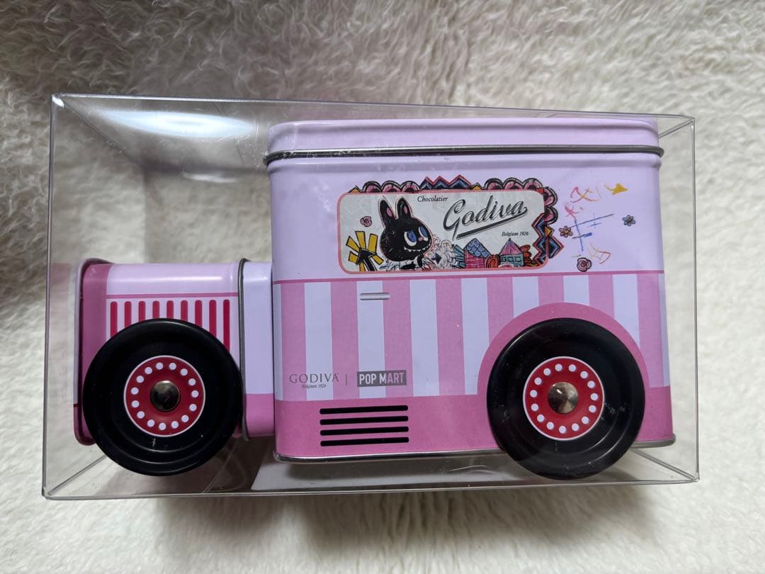 希少‼︎GODIVAゴディバ✖︎ラブブコラボ　キャラクター缶チョコ