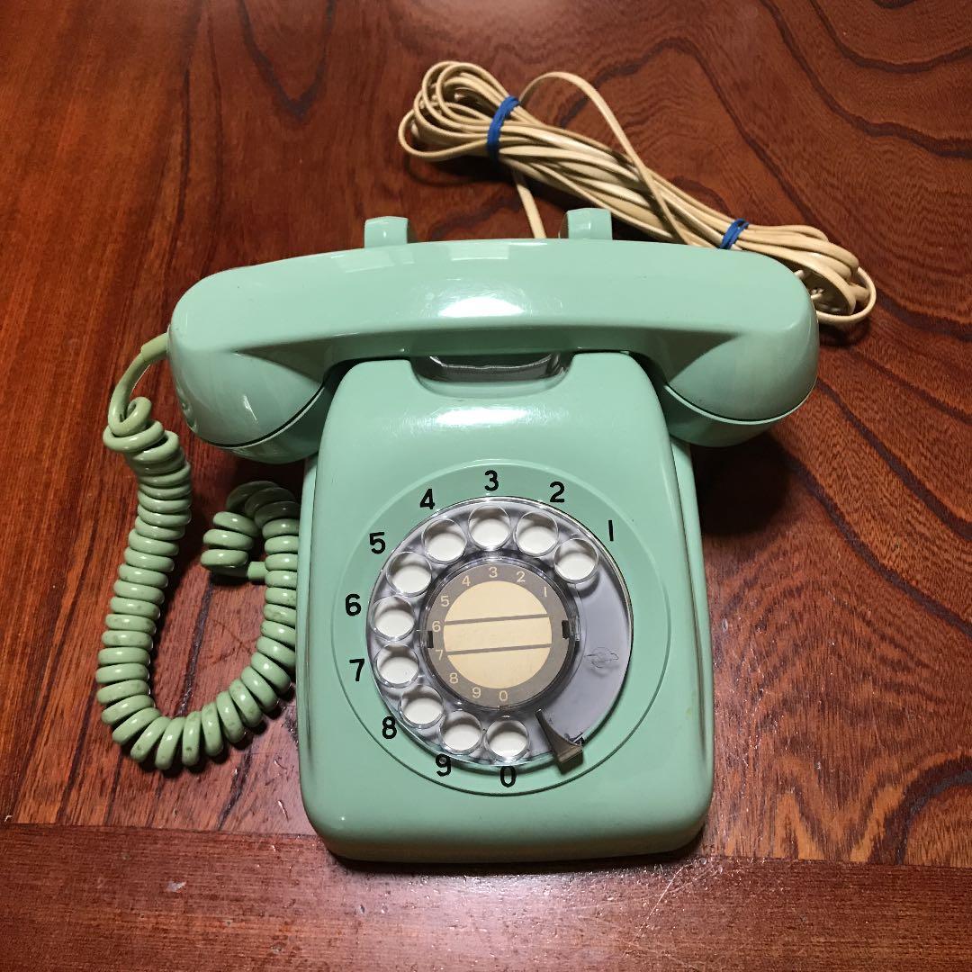 レトロ電話　ダイヤル式　電話機　モジューラジャック