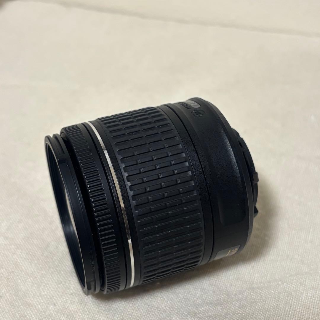 【極美品】使用回数少　Nikon D5600 ダブルズームキット