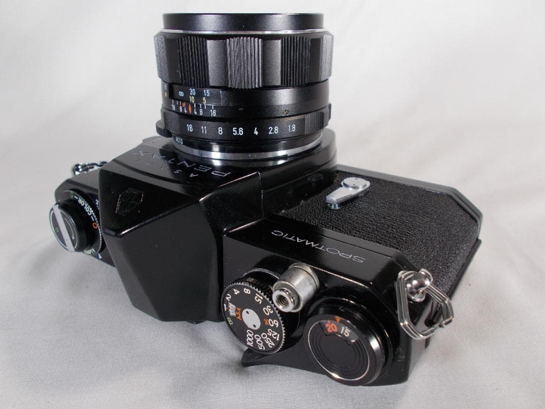 フィルムカメラ 整備済　Pentax SP + レンズ f/1.8　L207