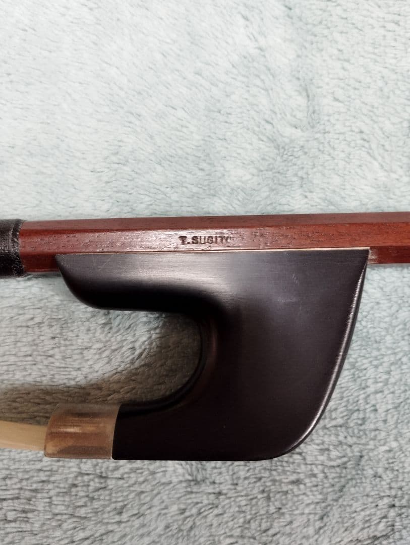 T. Sugito コントラバス弓 (おまけケース付き)