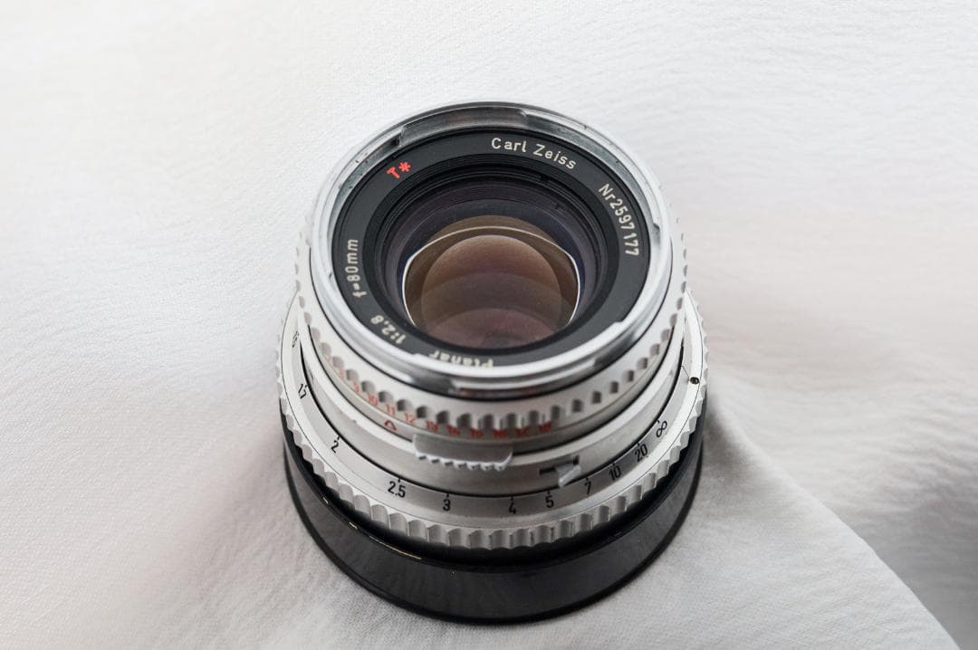 ハッセルブラッドCarl zeiss Planar T* 80mm 2.8