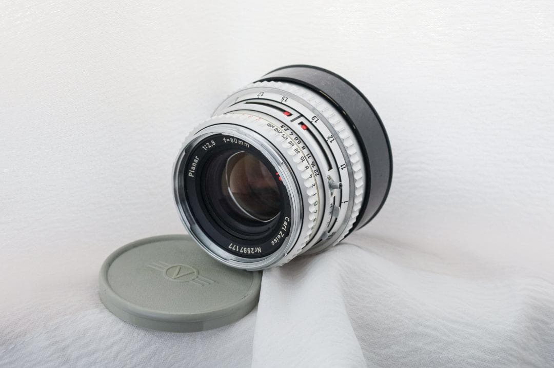 ハッセルブラッドCarl zeiss Planar T* 80mm 2.8