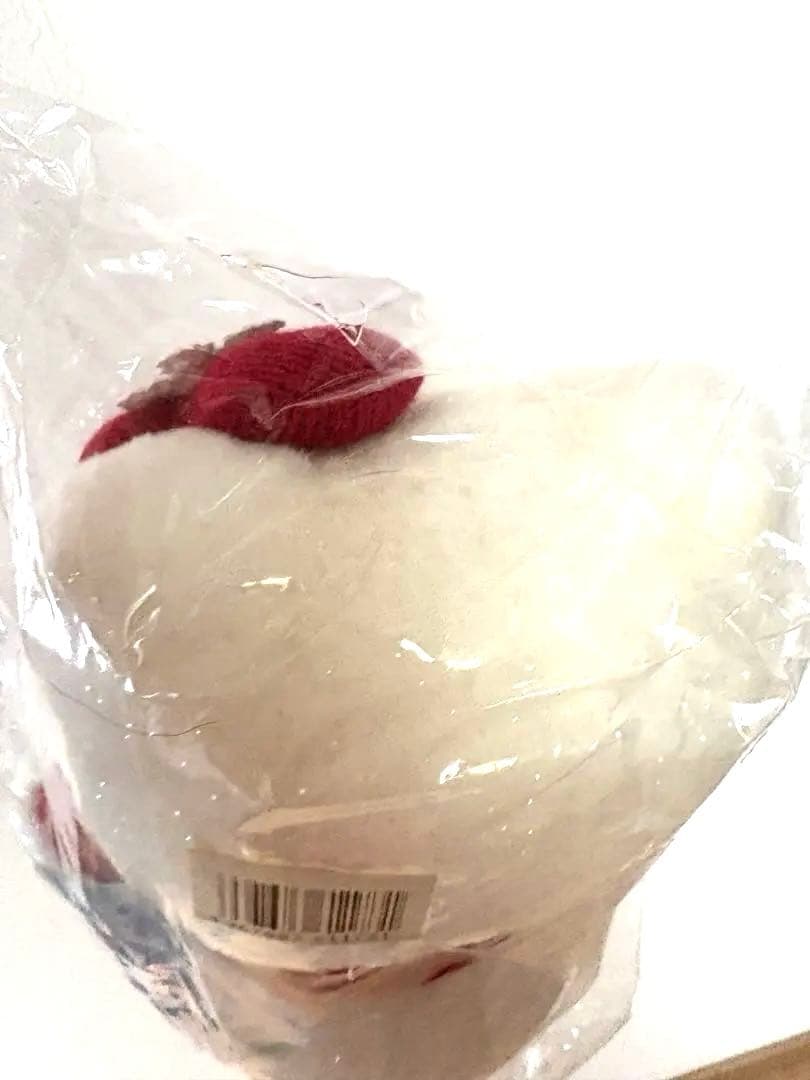 ハローキティ　雪だるま　ぬいぐるみ　日本限定　北海道　ご当地　サンリオ　タグ付き