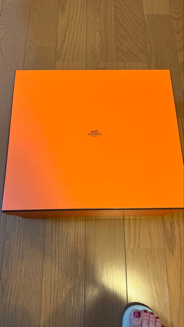 HERMES ギフトボックス オレンジ 約30cm