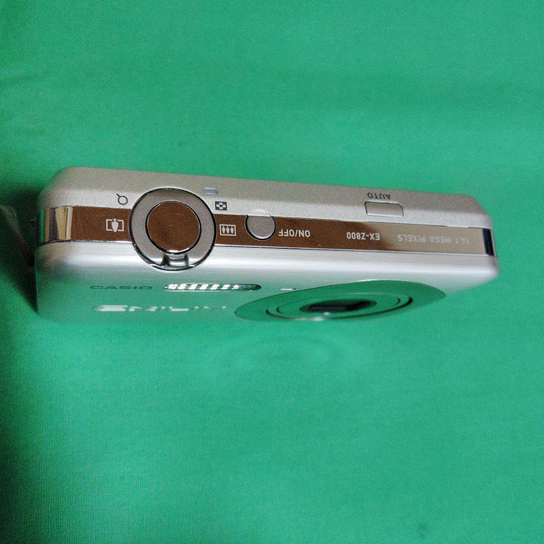 CASIO EX-Z800 シルバー デジカメ　デジタルカメラ