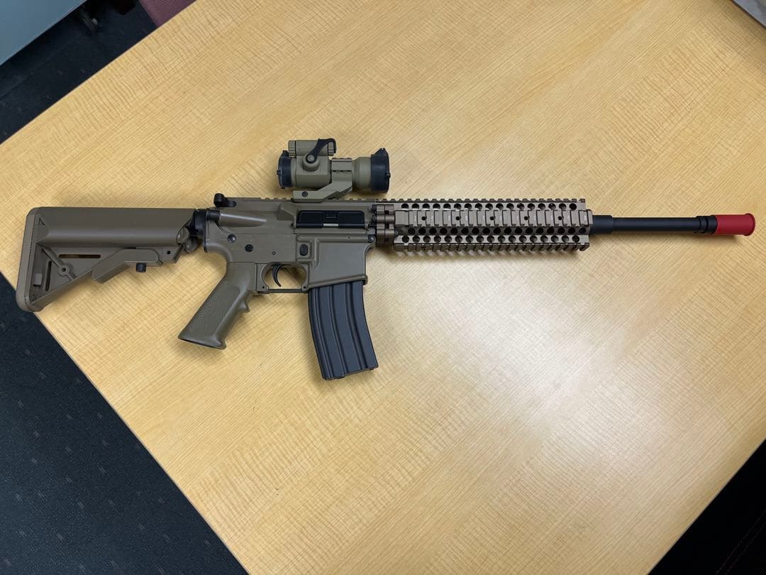 レシーライフル　希少タンカラー美品　トイガン　バッテリー有