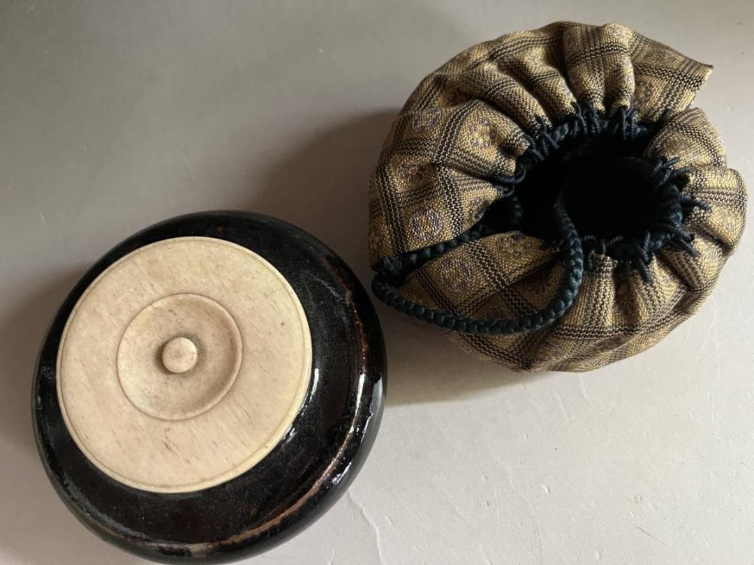 茶入れ■古い大海茶入 黒釉 江戸期 糸切り高台 茶壷 お茶道具 古美術 骨董品■