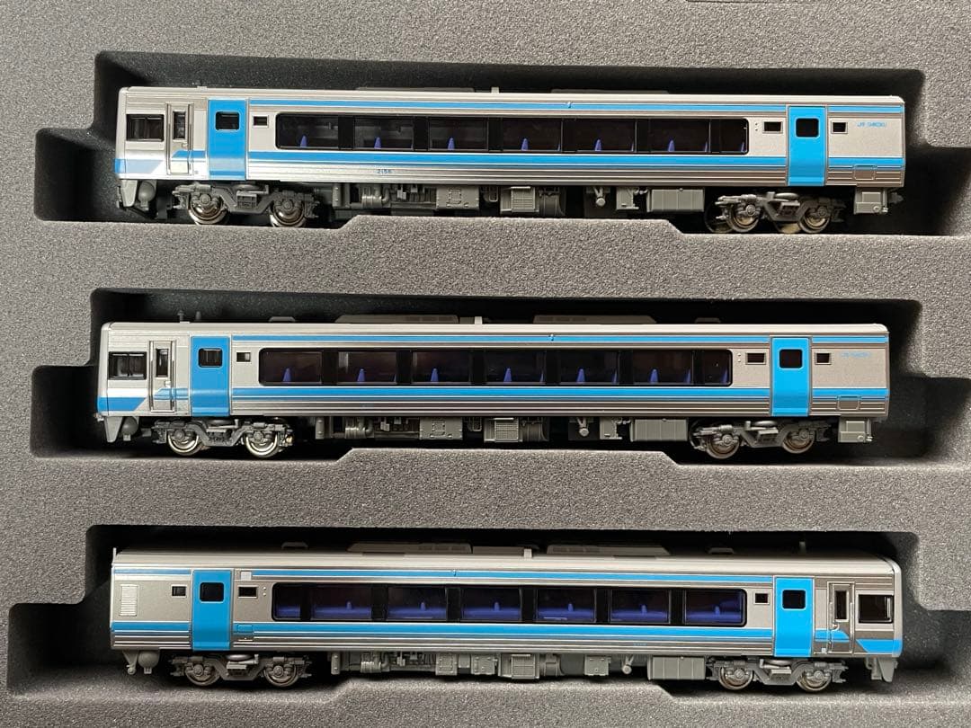 KATO JR 四国2000系 2156-2111-2114 多客期増結仕様