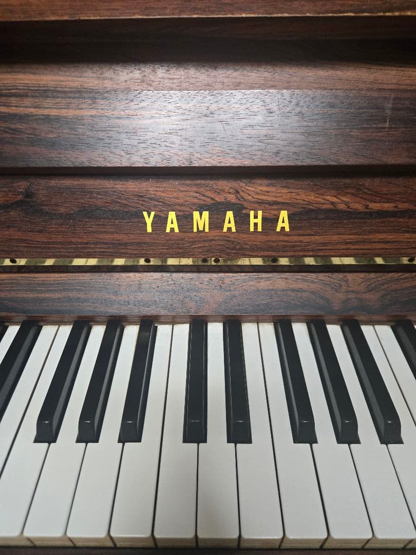 ヤマハ アップライトピアノ E-501（1997年購入）