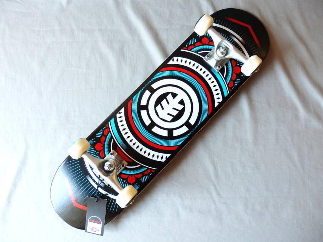 新品◆ELEMENT HATCHED COMPLETE コンプリート◆8.0