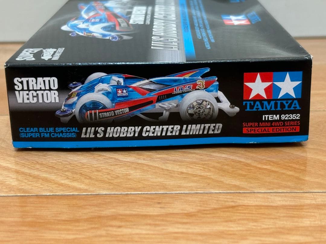 自動車 STRATO VECTOR LIL'S HOBBY CENTER LIMITED