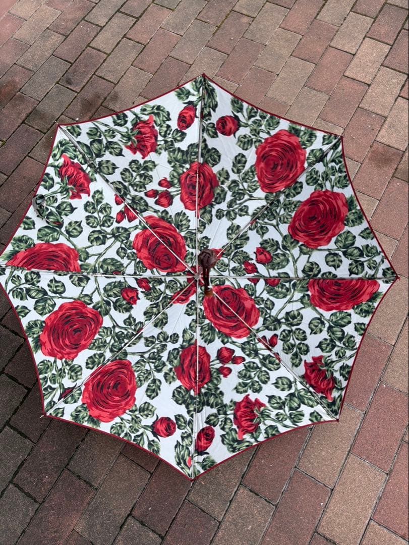 東京・モンブラン.ヤマグチ・高級創作.晴雨兼用・折りたたみ傘・絹100%!