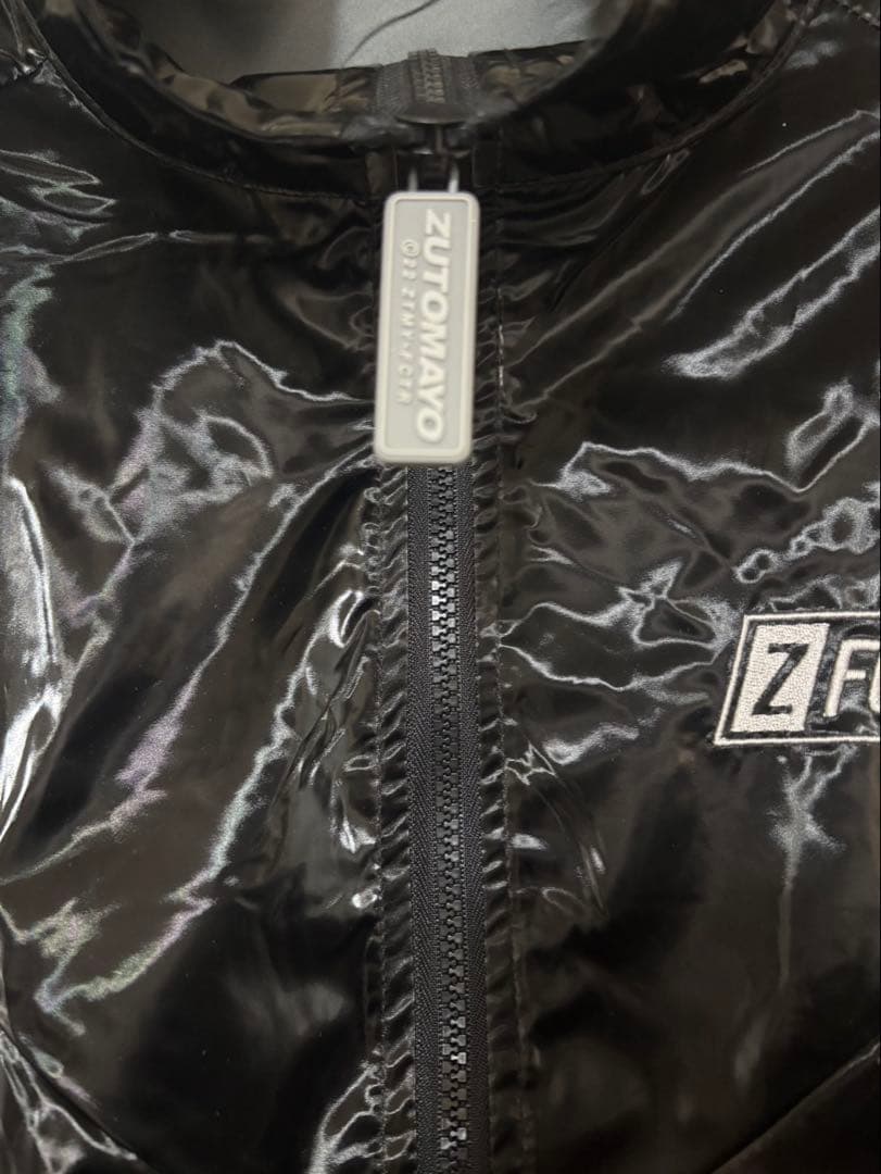 ずとまよ。FCTR Glossy Black Jacket L ジャケット