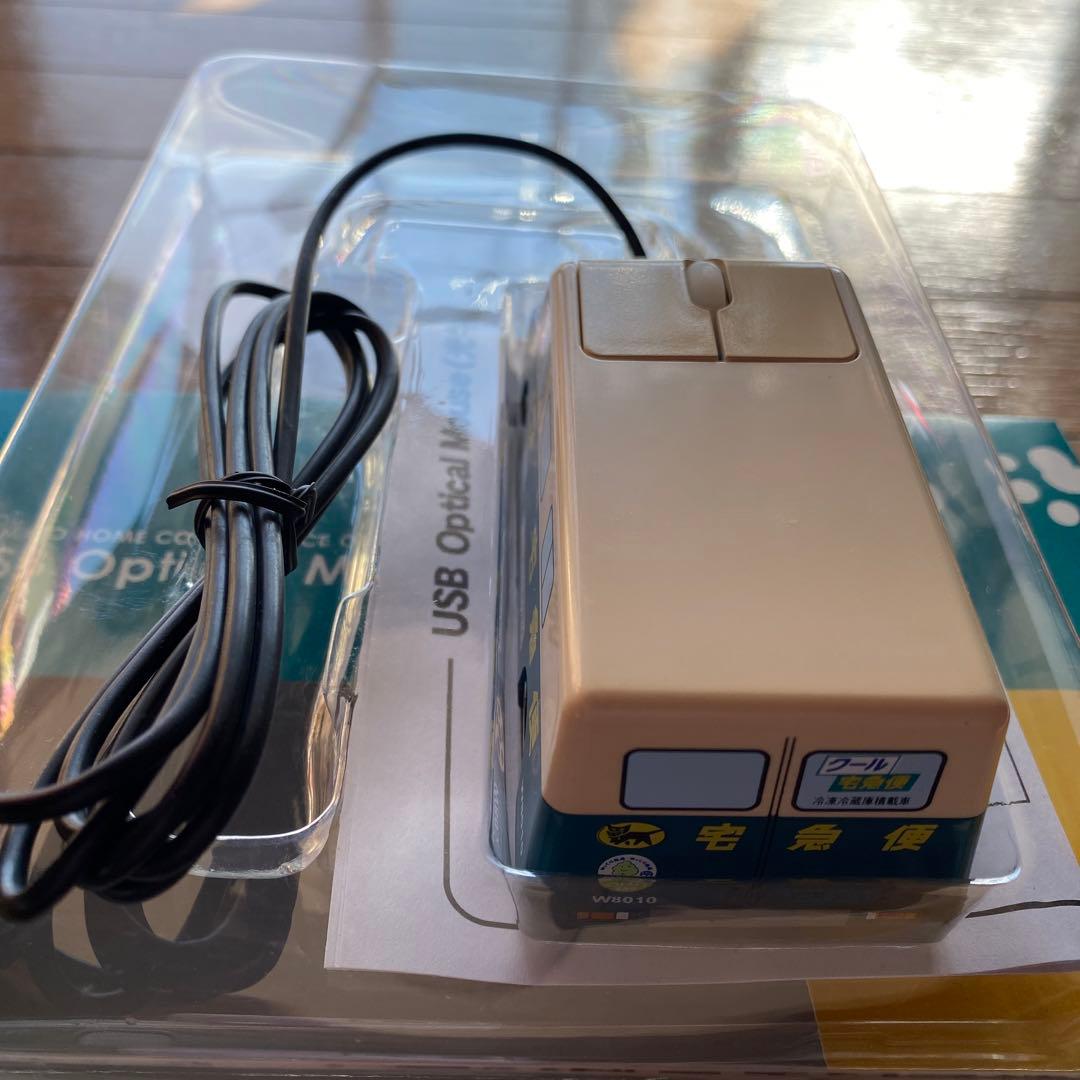 クロネコヤマト宅急便の車型のマウス