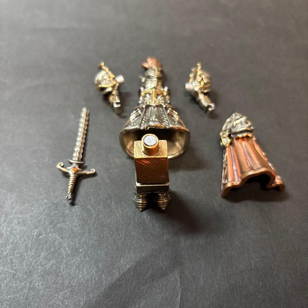 メタルフィギュア フィジェットトイ　EDC ハンドスピナー　十字軍騎士団