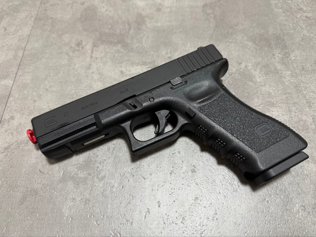 東京マルイ　GLOCK17 gen3 マガジン2本付き