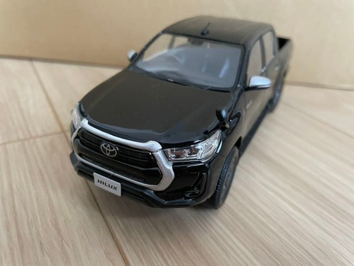 トヨタ ミニカー HILUX ②