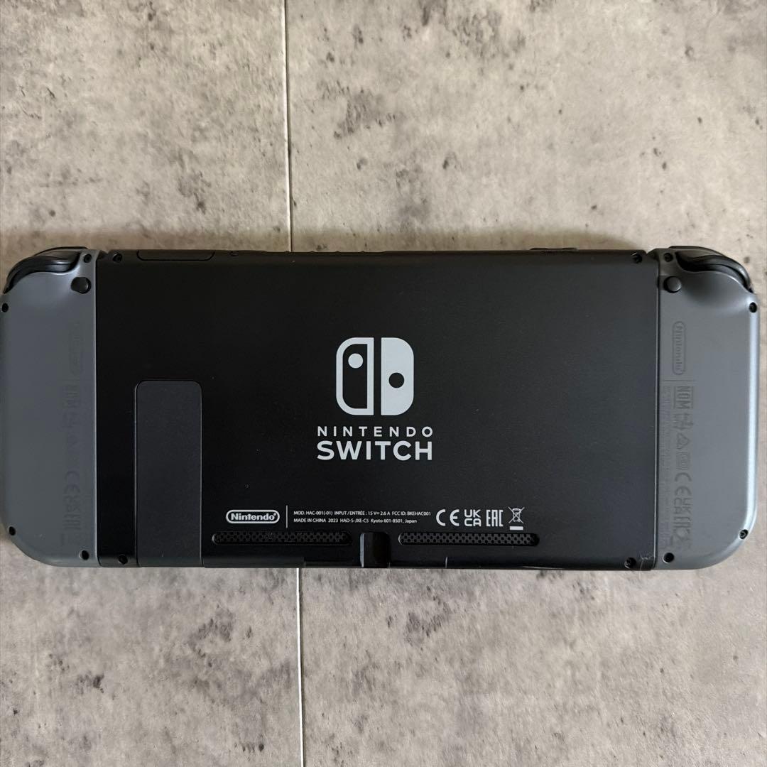 【絵美】Nintendo Switch 本体 グレー Joy-Con付き