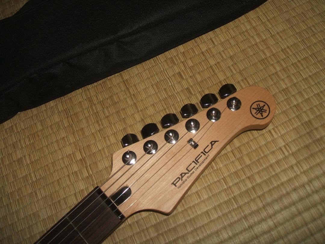 ウ*ミ様 Yamaha エレキギター PACIFICA PAC120H ギターケ