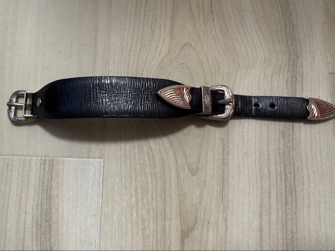 美品！TOGA ダブルバックル　レザーバングル