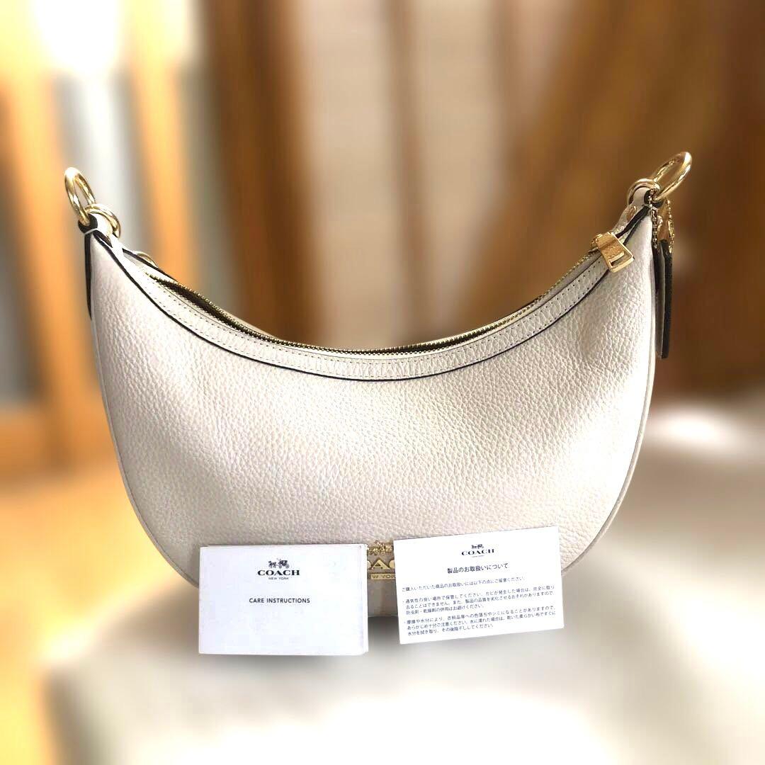 ［かなり美品］コーチ　ハーフムーン　ワンショルダー　バッグ　2way ホワイト系