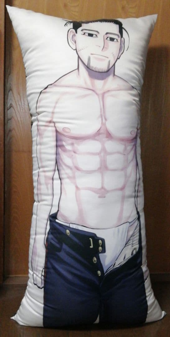 【最終値下げ】【即購入OK】ゴールデンカムイ 尾形百之助 抱き枕