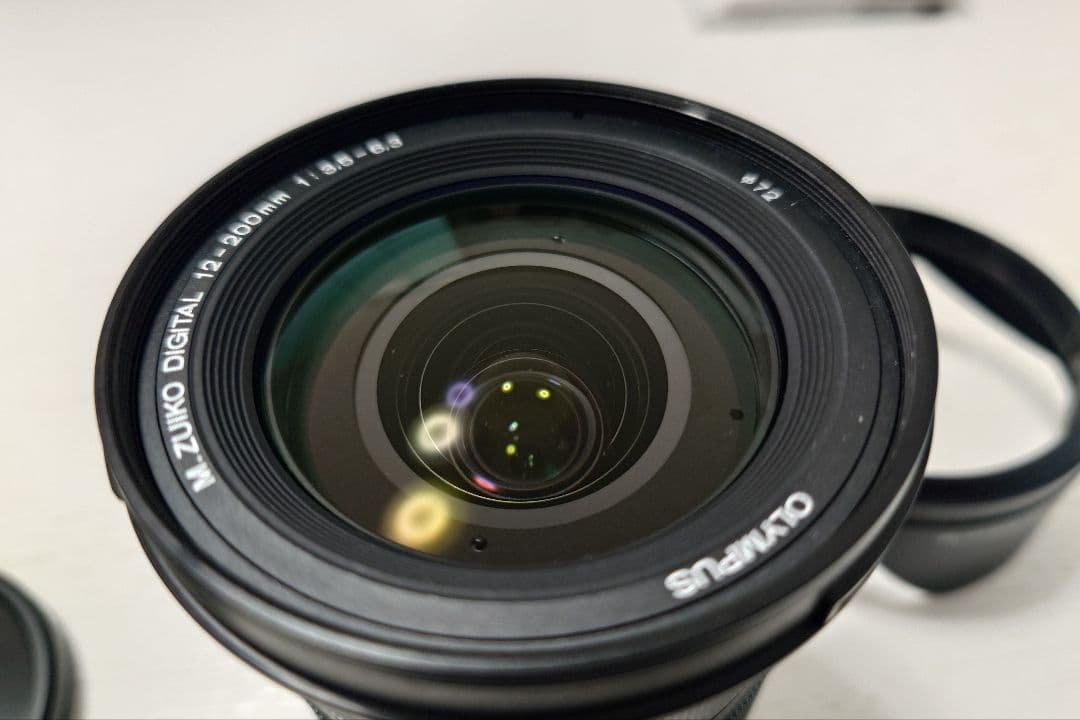 OLYMPUS M.ZUIKO ED 12-200mm レンズ