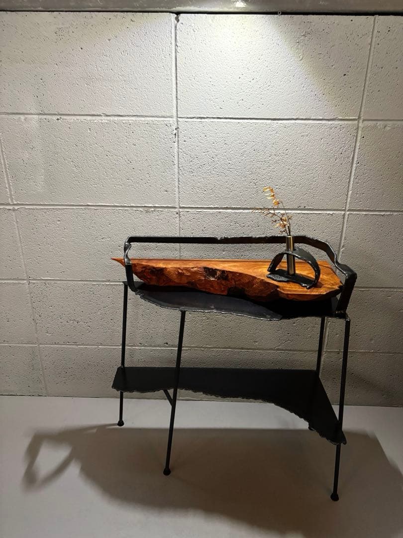 欅サイドテーブル　鉄家具　アイアンシェルフ　ナイトテーブルコーヒーテーブル