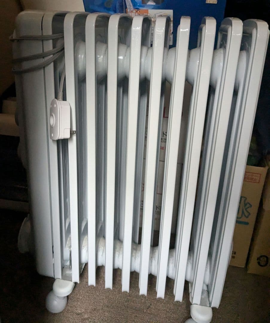 デロンギ オイルヒーター RHJ35M1015-LG 白 ホワイト