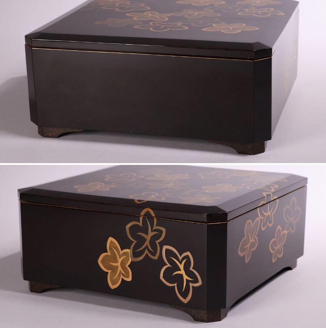 MA523 時代木製漆器 花ちらし金蒔絵 梨地 饅羹重 饅頭箱 菓子重 菓子器